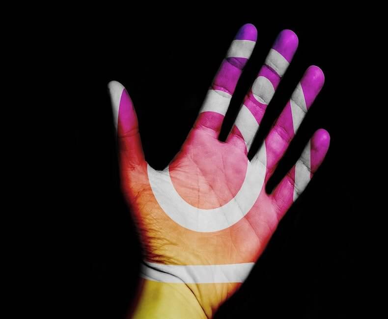 BEST 7 SECRETS HOW TO GET SPONSORED ON INSTAGRAM.